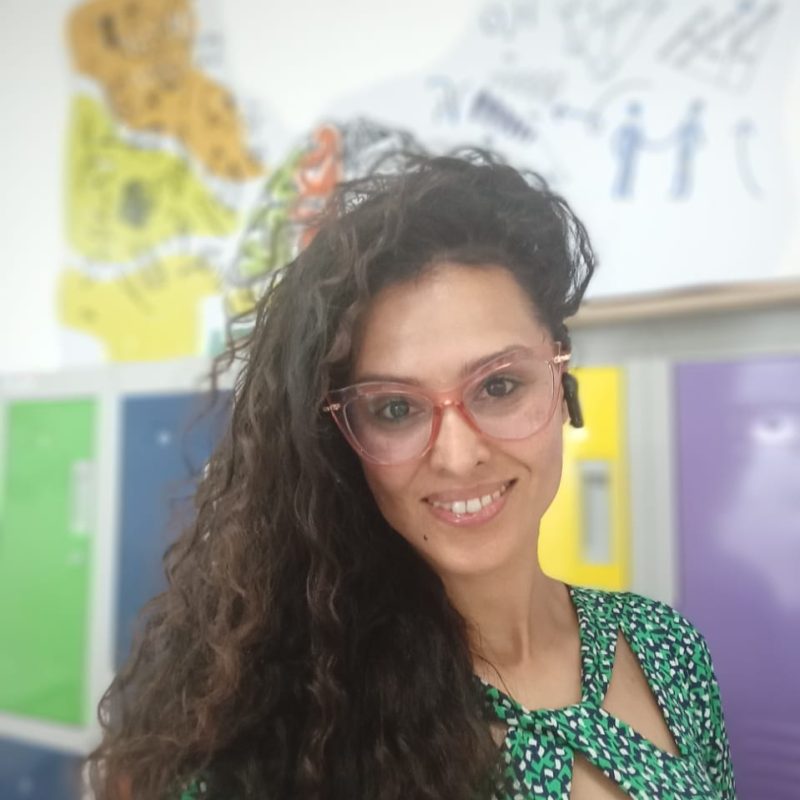 Rayén Coliman Burchard, psicóloga especializada en trauma, fundadora de Terapia Biológica del Comportamiento